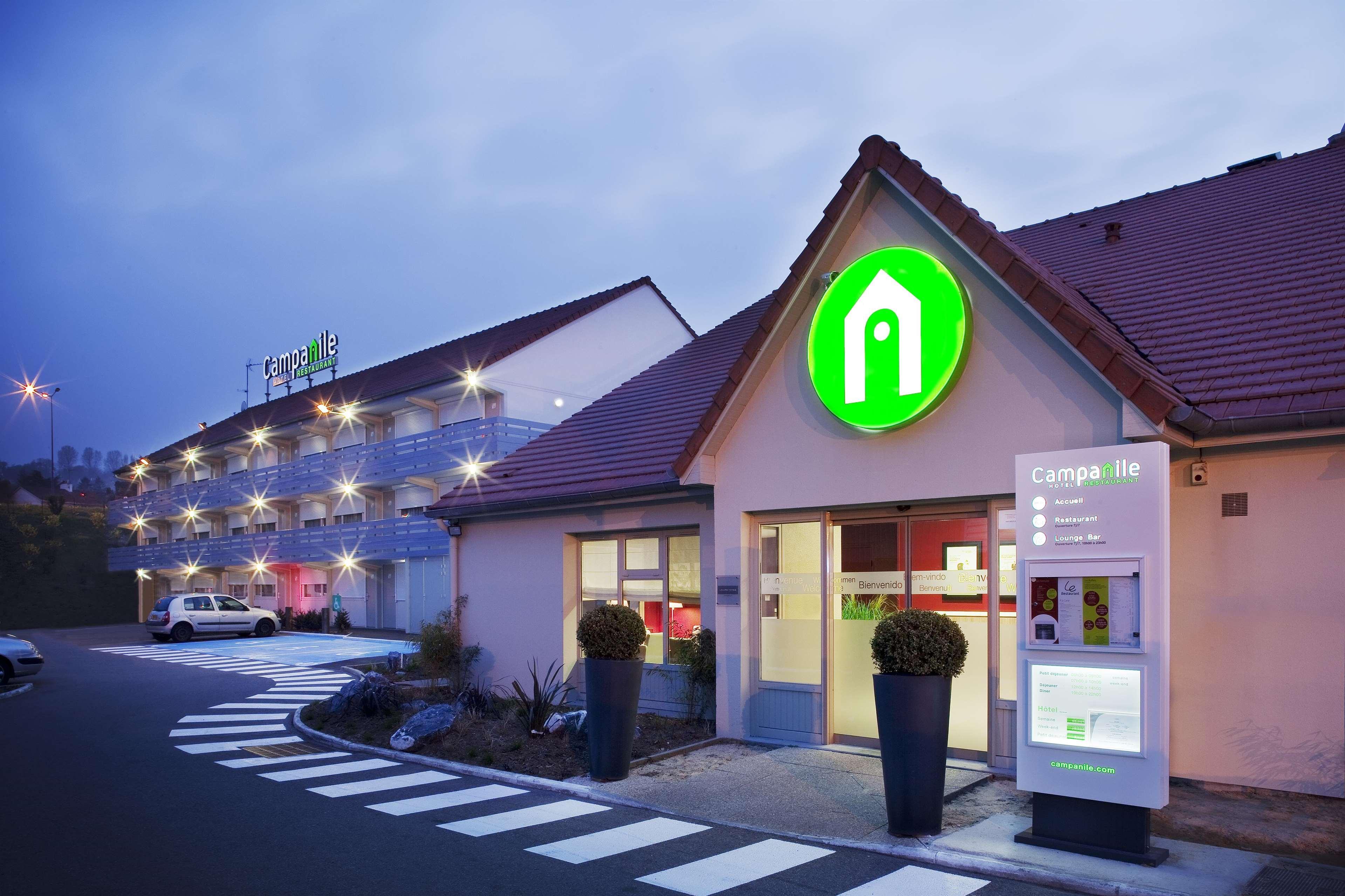 ホテル カンパニール エポーヌ Épône エクステリア 写真